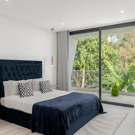 Дом отдыха The White House By An Island *