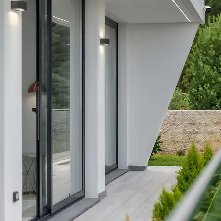 Дом отдыха The White House By An Island