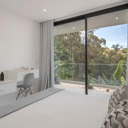 Дом отдыха The White House By An Island *